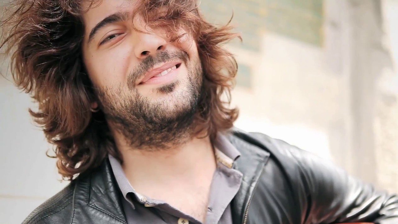 Berk Gürman - Nasıl geçti habersiz o güzelim yıllarım ( Hani O ) 2012