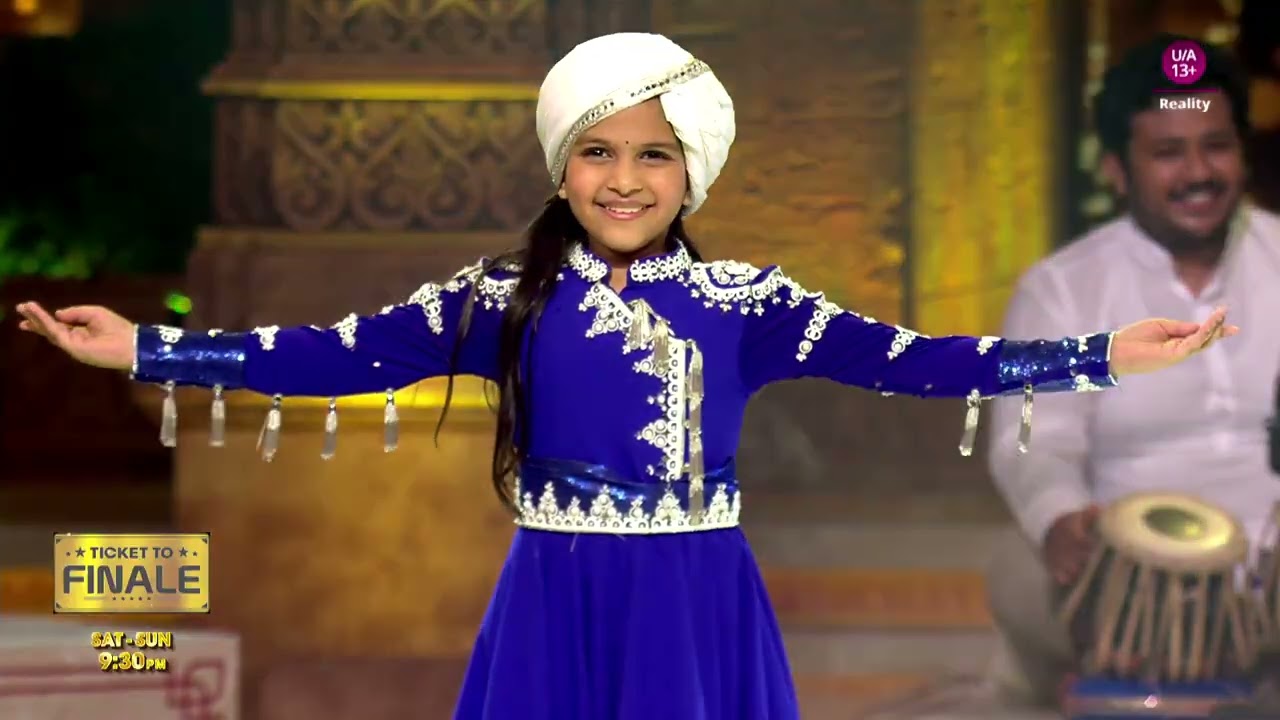 @MadhuriDixitNeneOfficial ka dil le gayi ye Kathak ki jodi l Dance Deewane @colorstv