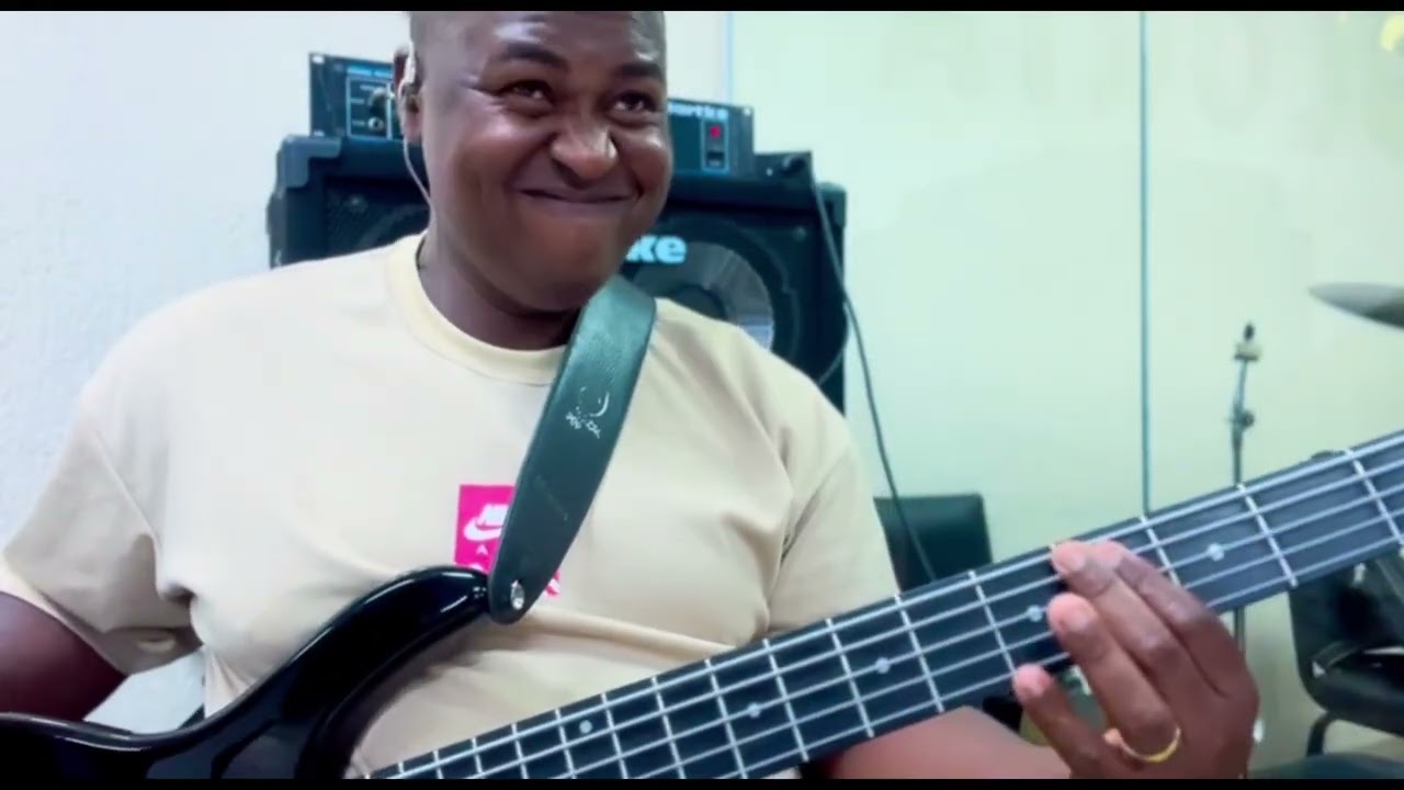 Bem calmo “tu és fiel”🎸🎸🔥🎧🎧