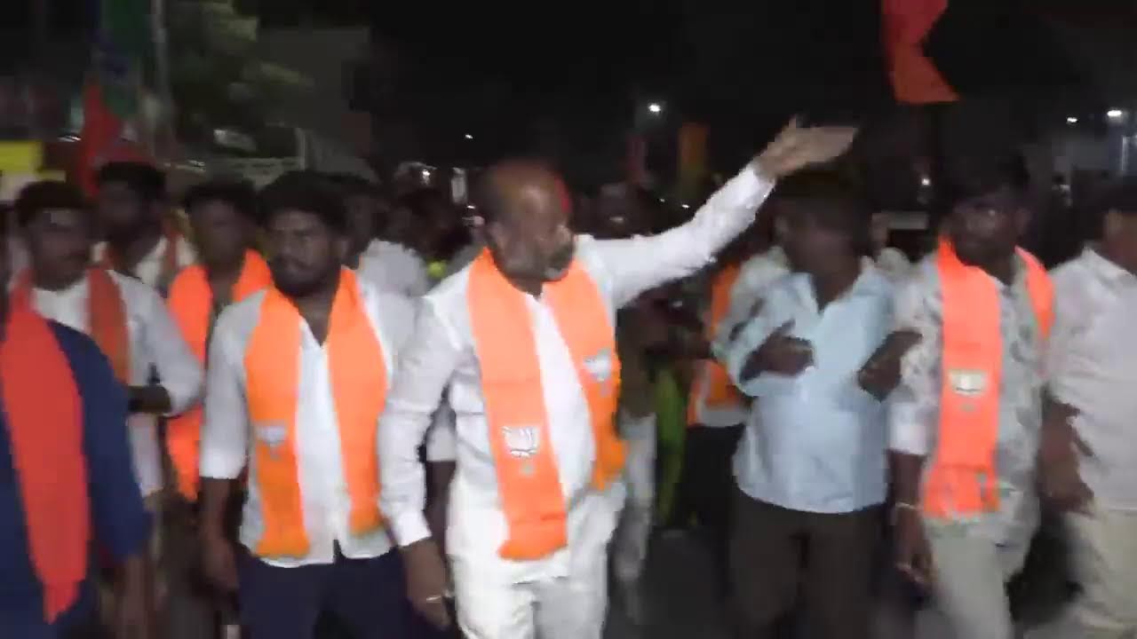Live : Election Campaign in 38, 39, 17 Divisions of Karimnagar Municipal Corporation.
