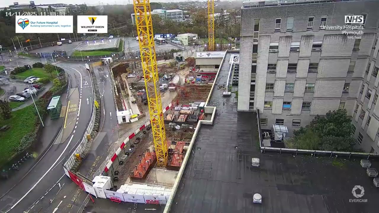 Университетские больницы Плимута, NHS Trust - Здание неотложной помощи, покадровая съёмка, ноябрь...