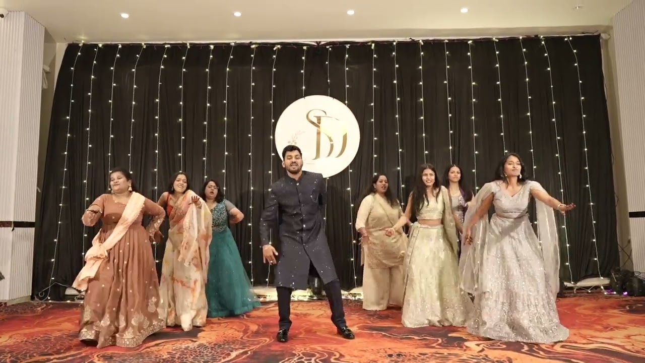 Dulha with Bridesmaids #sangeet #Siddeepkishadi