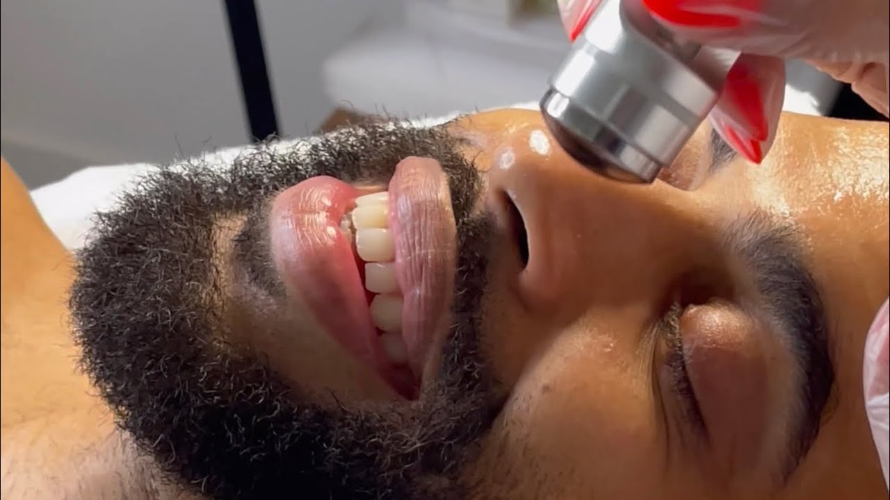 Custom 80 Minute Facial featuring Zemits Verstand Pro