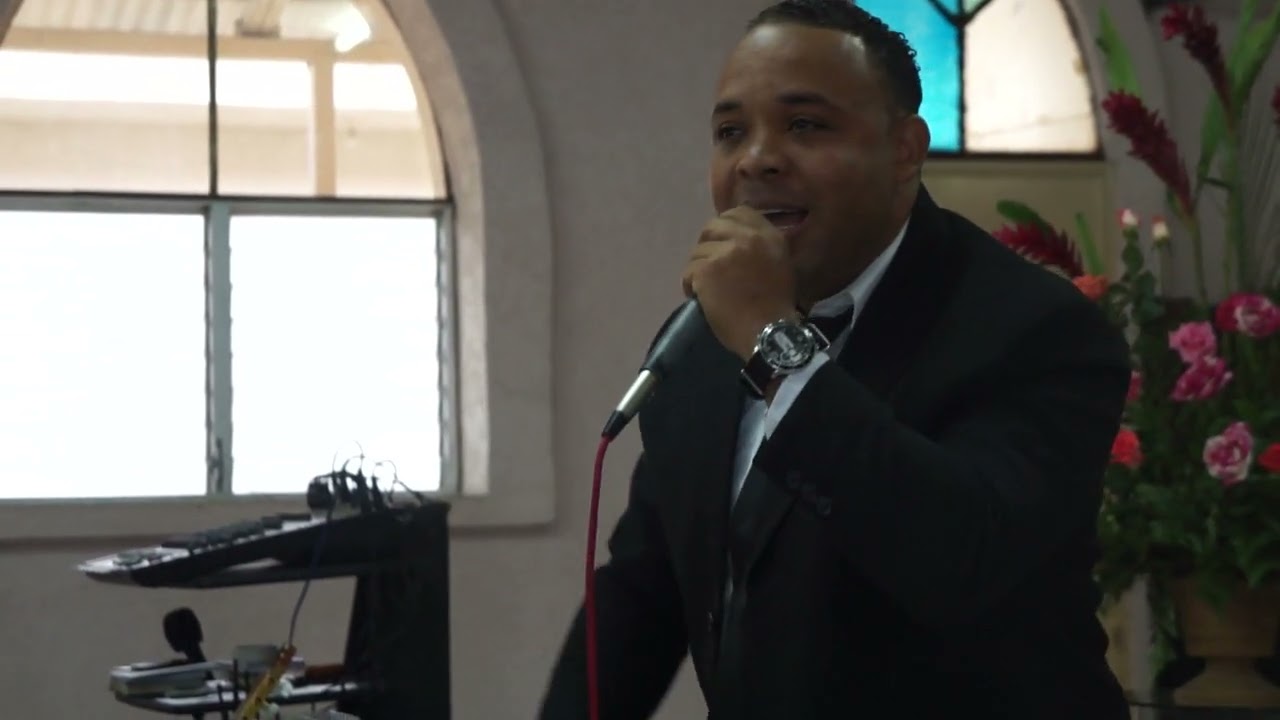 Eterna Roca - Hender Garc&iacute;a