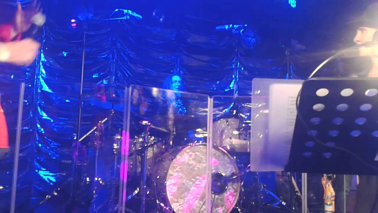 Lulu & James Smith - Mockingbird (Under The Bridge, London - October 2013)