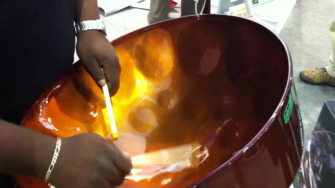Calypso Jean Michel Jarre @ Frankfurt MusikMesse 2011 - SteelPan played by Duvone Stewart