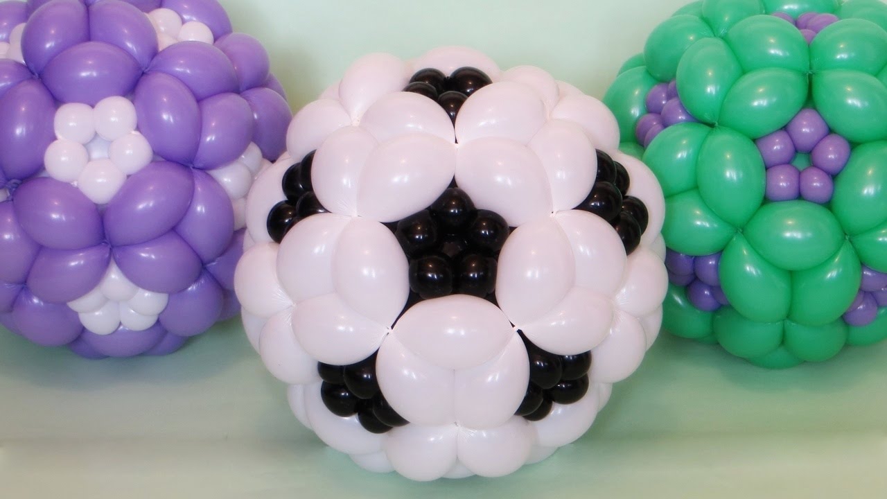 Футбольный мяч из шаров / Soccer ball of balloons (Subtitles)