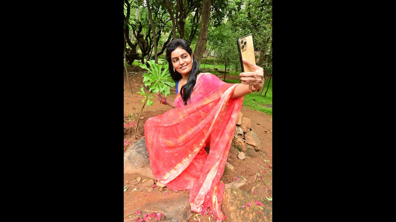 Journalist Roja takes part in the Green India Challenge | Igniting Minds