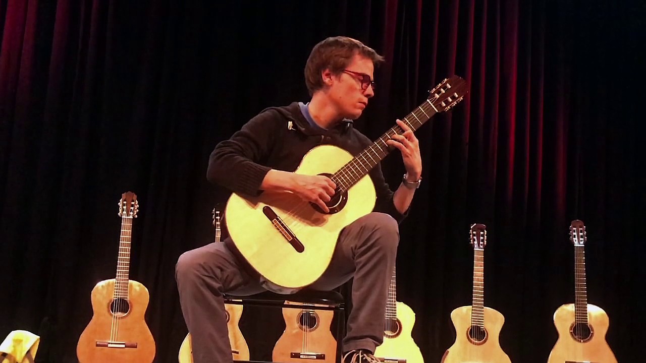 Festival de Guitare de Paris 2016, cot&eacute; Luthier