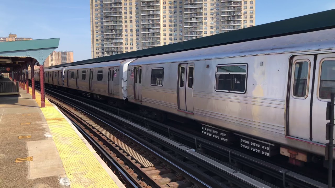 R46 Q to 96th enters W 8th w/crazy rail gaps