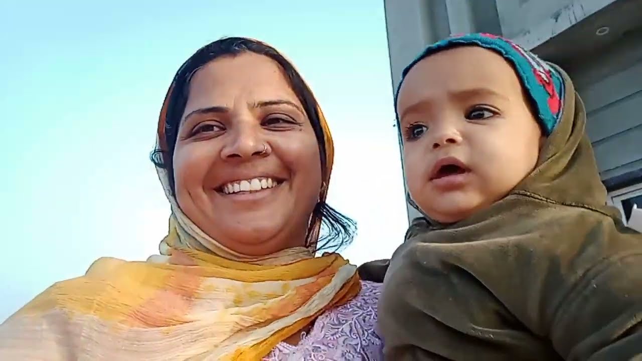 मोनालिसा एक दिन में  कितना दूध देती है या कितना दूध पीती है आज देख लो । 