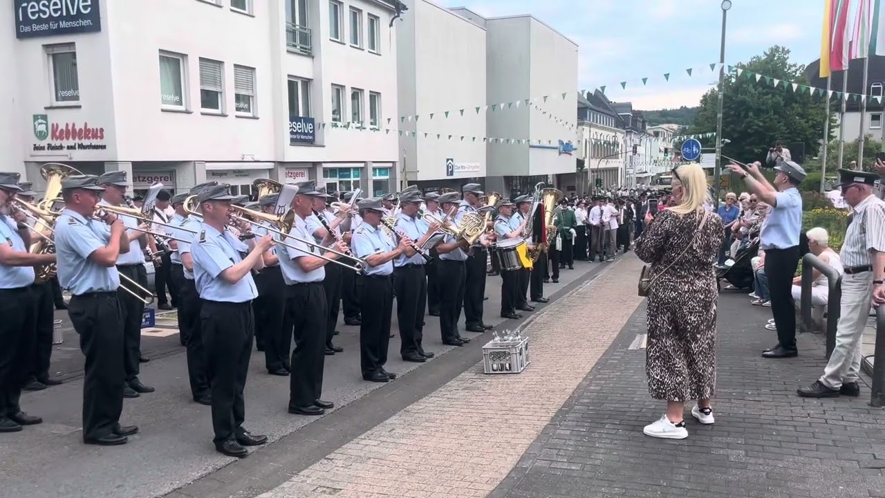 Gebirgsmusikkorps der Bundeswehr Garmisch-Partenkirchen - Mussinan Marsch - Olper Schützenfest 2025