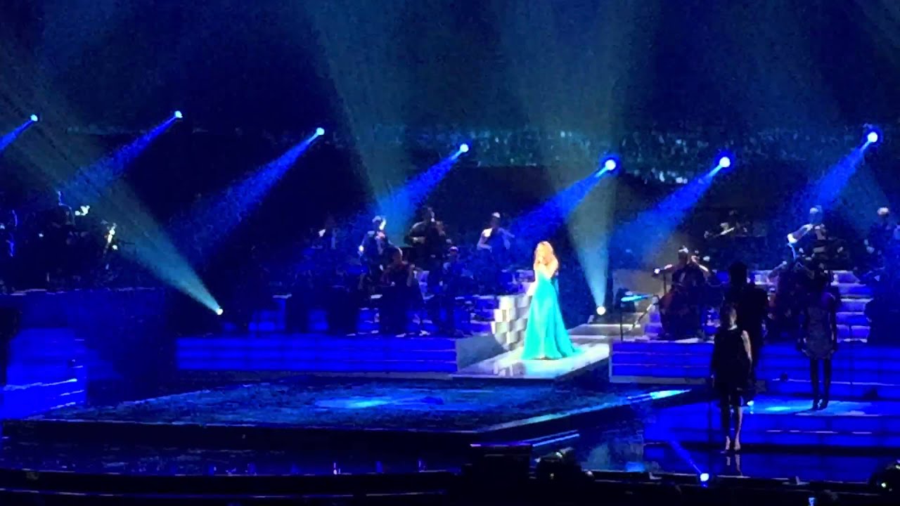 Celine Dion, Live at Caesar's Colosseum, Las Vegas, November 7, 2015 ♫ My Heart Will Go On