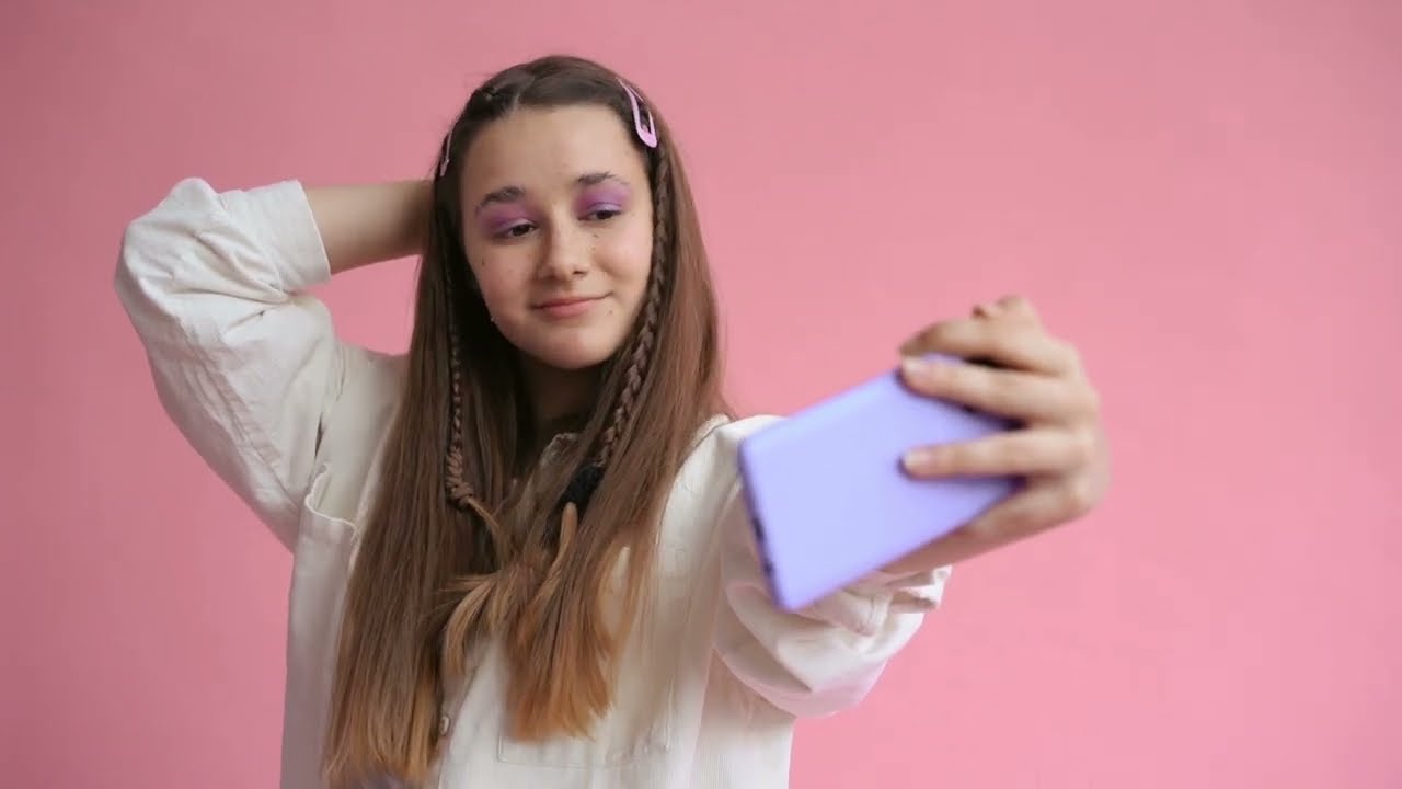 The BEST Budget 4G Smartphones of 2026! (14 Phones Tested: Samsung, HMD, Moto)