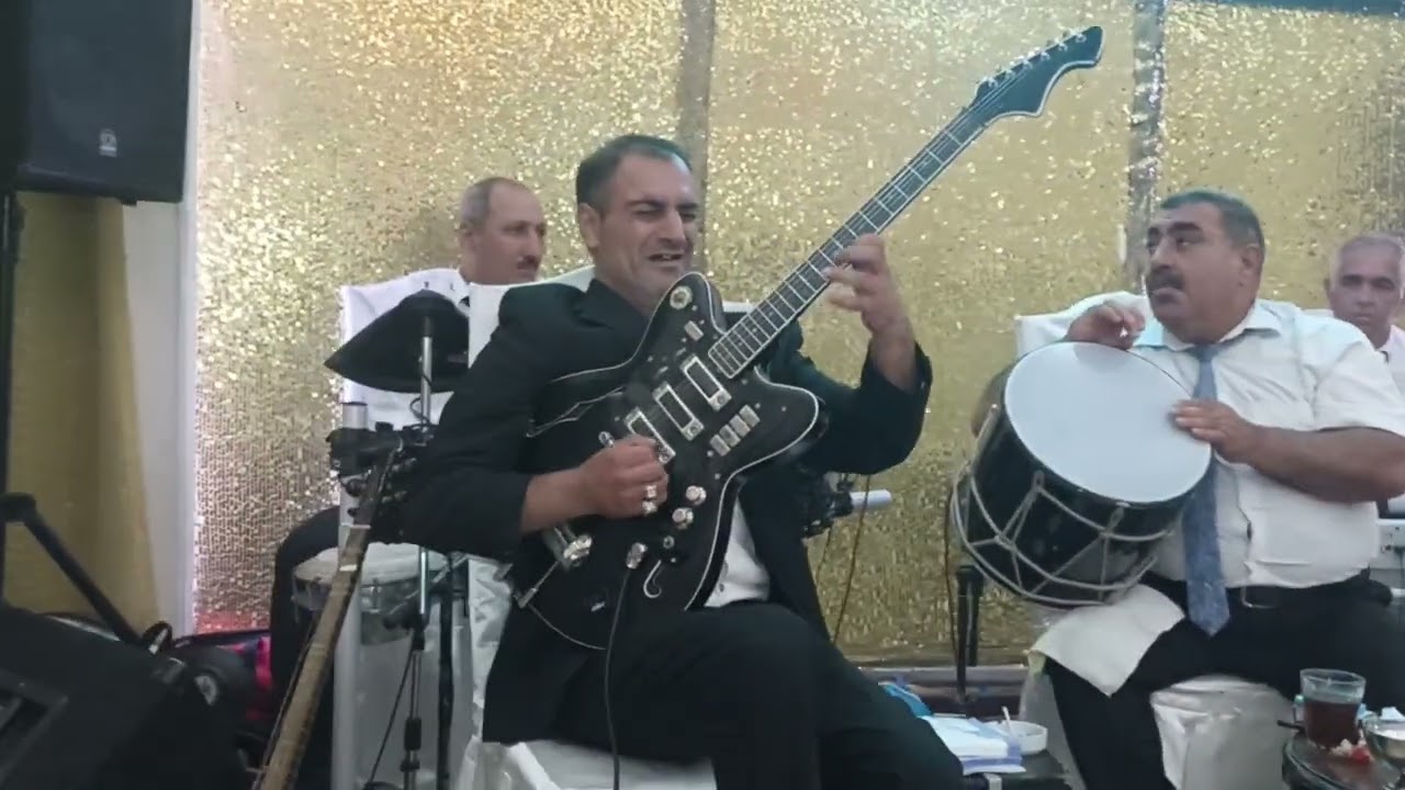 Ramin Sumqayıt gitara