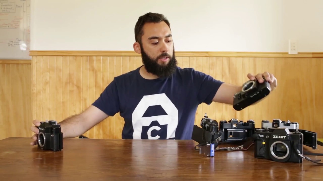 Como cargar el rollo en una cámara zenit