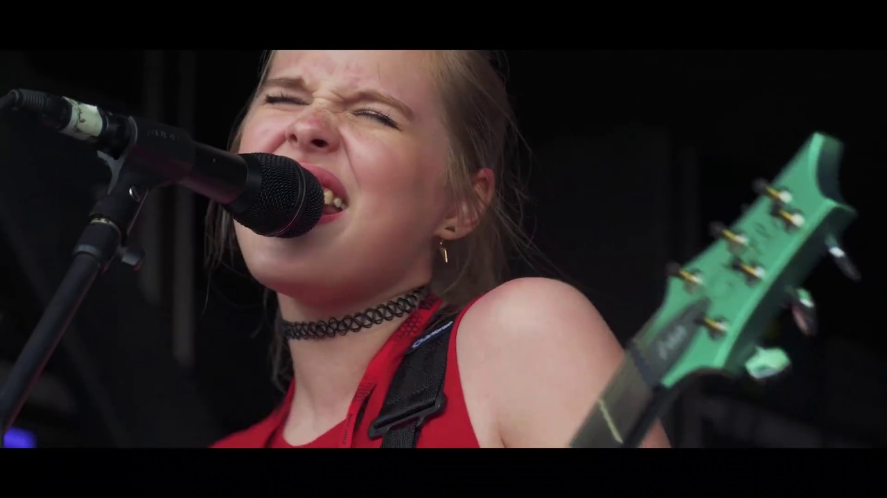 Not Ur Girlfrenz: Warped (Official Music Video)