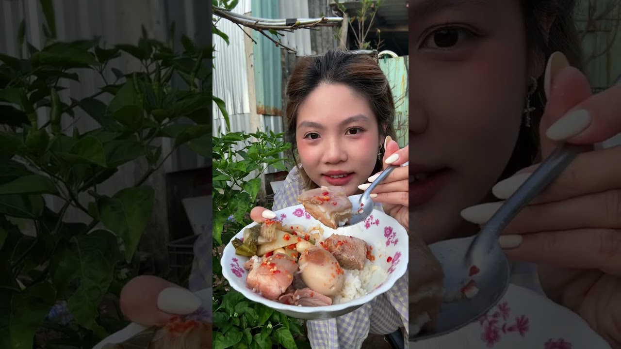 Cơm thịt kho hột vịt ngoài vườn siêu ngon Mukbang 