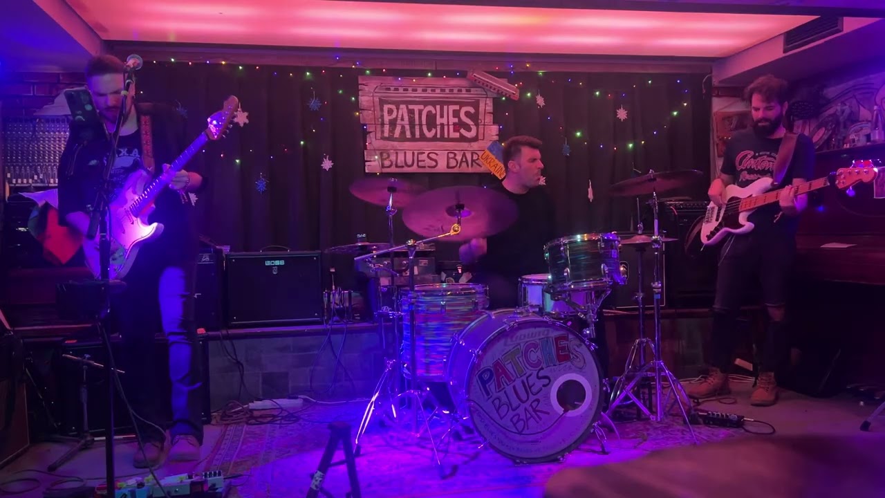 Sakis Dovolis Trio 8