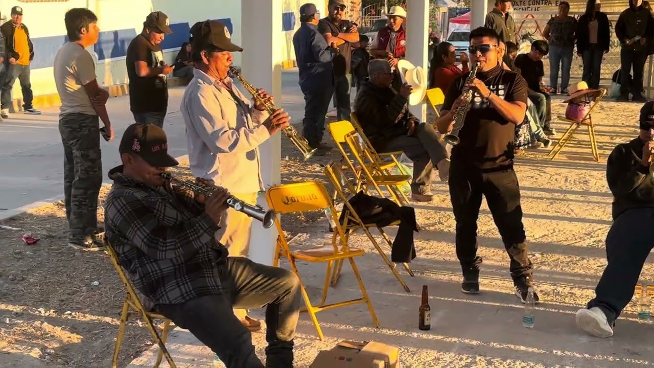 Banda  unión de arcángel asistiendo en fiesta de san marco de Garzón 