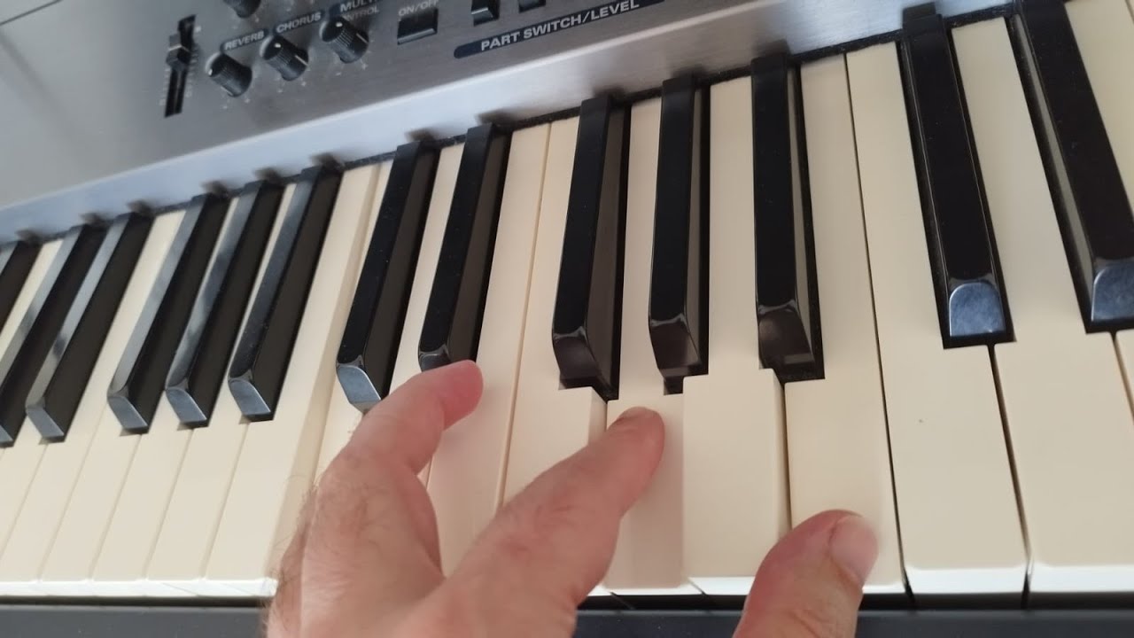 Piano Tip 169 - How to Play Chinese Pipa Guitar on Keys