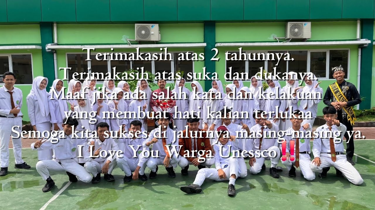 Sedih sisahh 1 bulan lagi gak bakal sekelas sama mereka😔💔