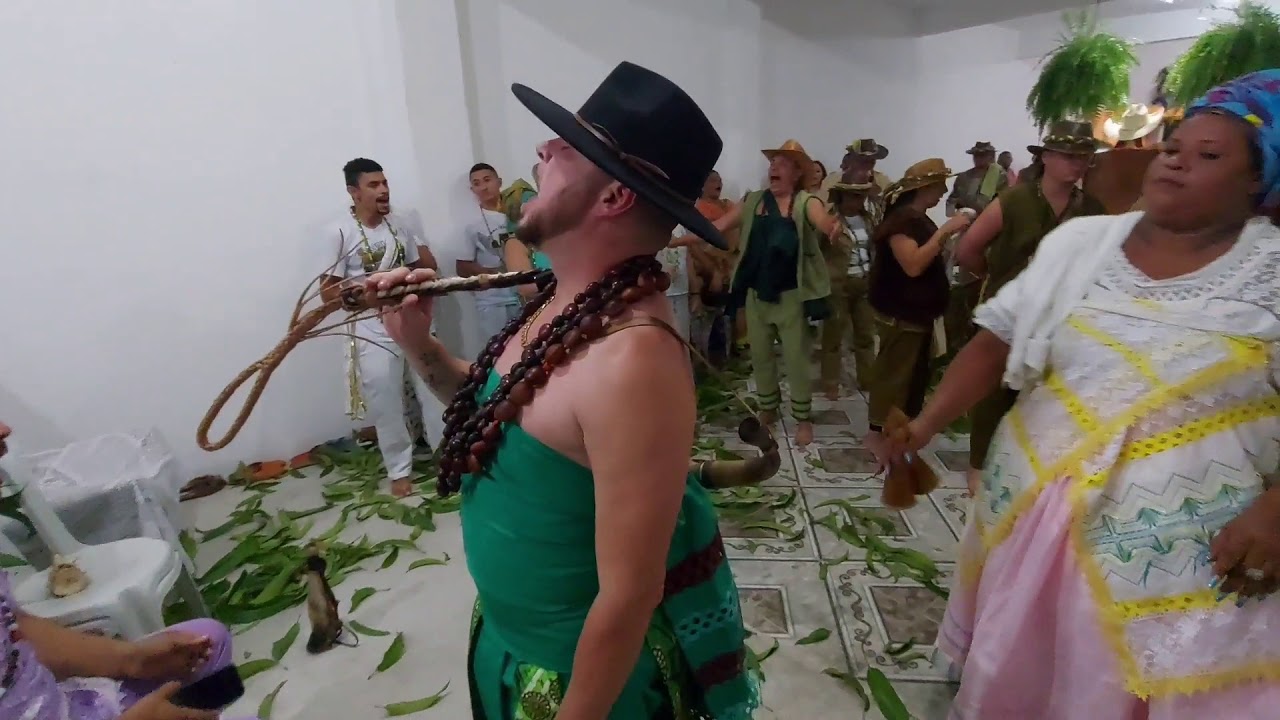 #Boiadeiro #Umbanda #Angola     Festa do Boiadeiro Tempestade de Pai Brenyo Oyá