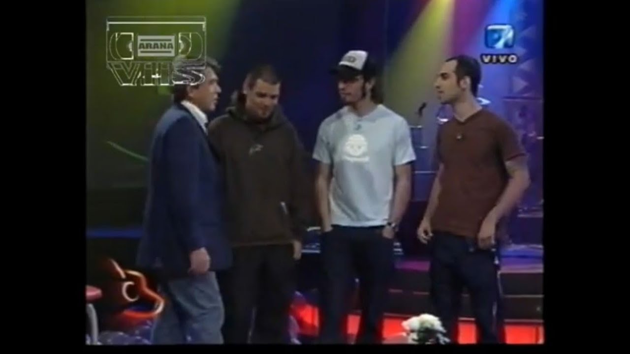 CARAJO en BADÍA EN CONCIERTO 2005 -Triste - De frente al mar- El error Reportaje Corvata-Tery-Andrés