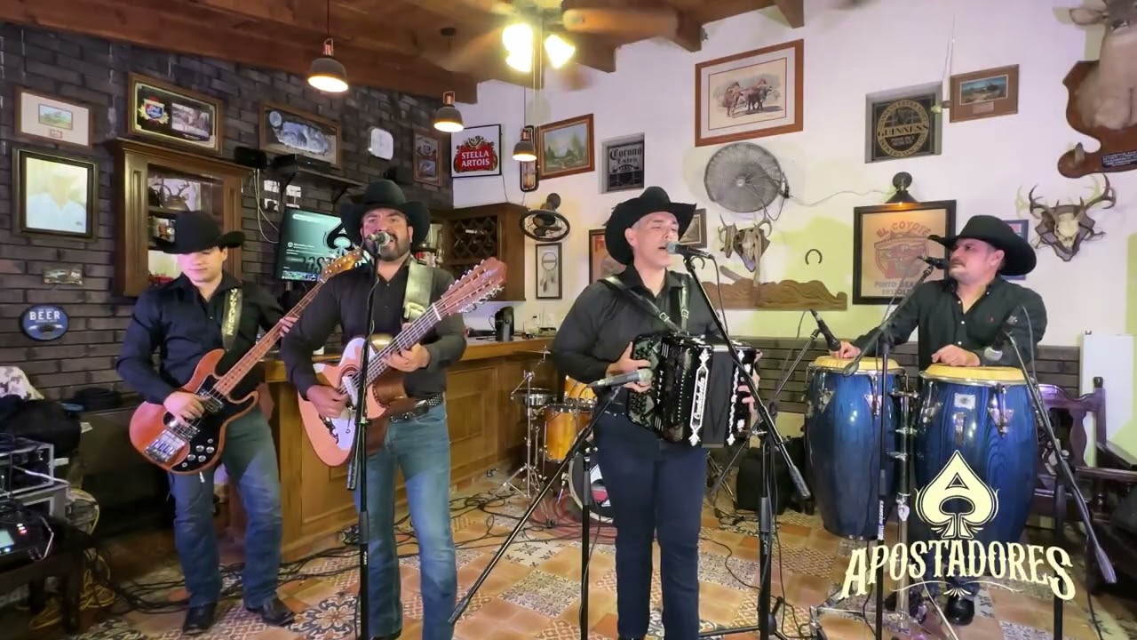 PUÑALADA TRAPERA en vivo