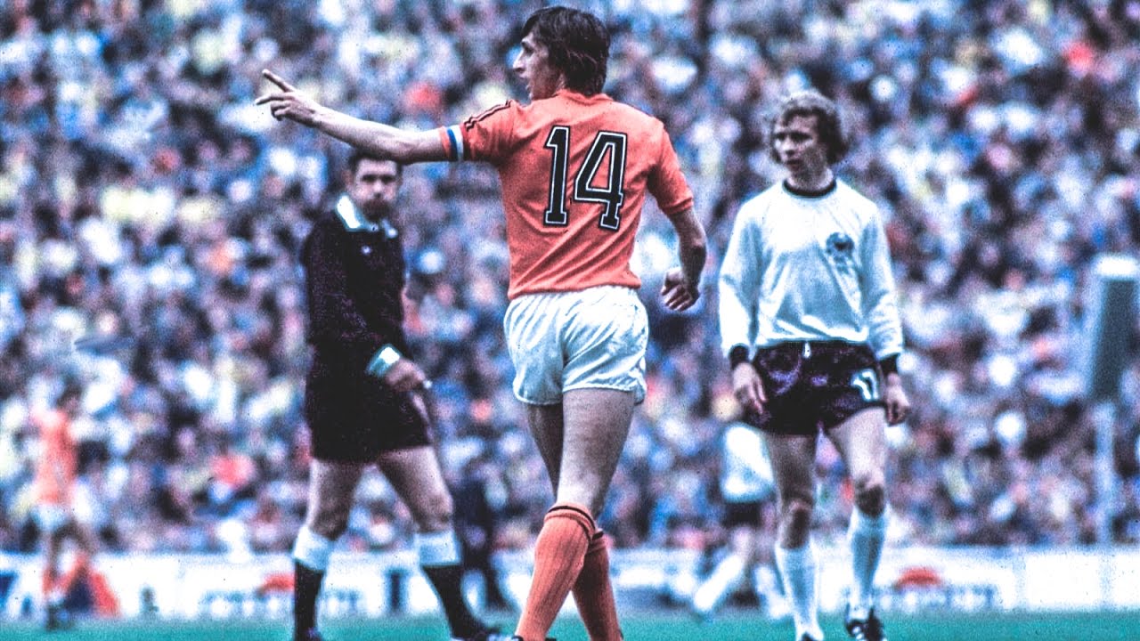 ● Johan Cruijff - Total Footballer ● Tribute to a Legend