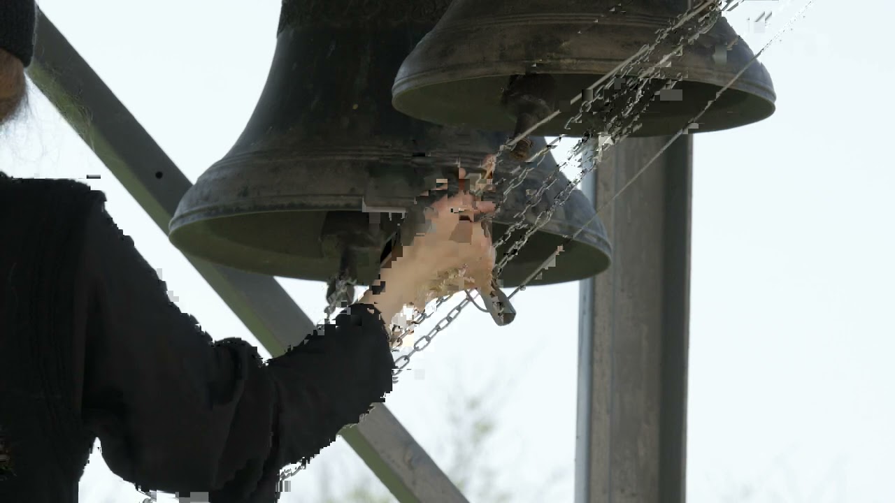 Clopotele de &Icirc;nviere la mănăstirea Nicoreni. Hristos a &Icirc;nviat!!!