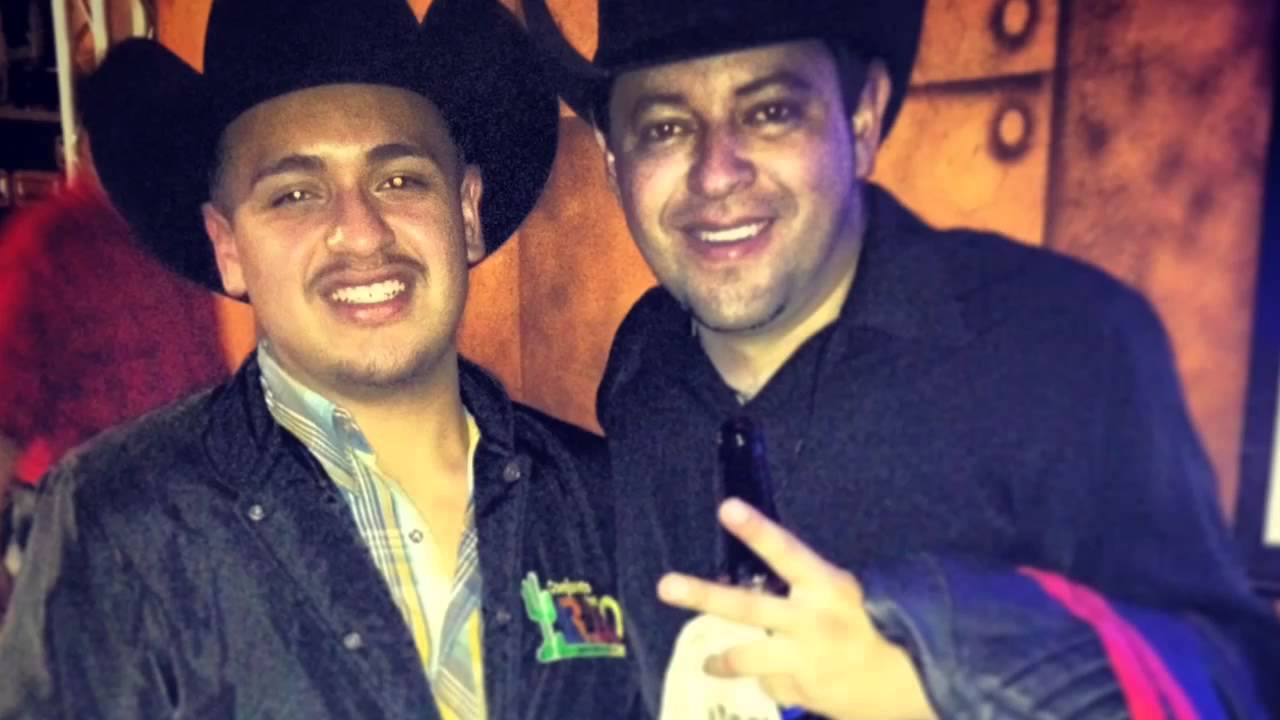 Conjunto Rio Grande - Poppuri De Corridos **SaxEnVivo**