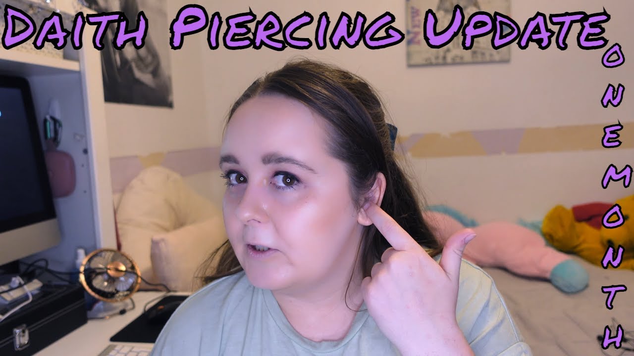 My Daith Piercing | the 1 month update | healing, piercing bumps etc | Gabby Thomson