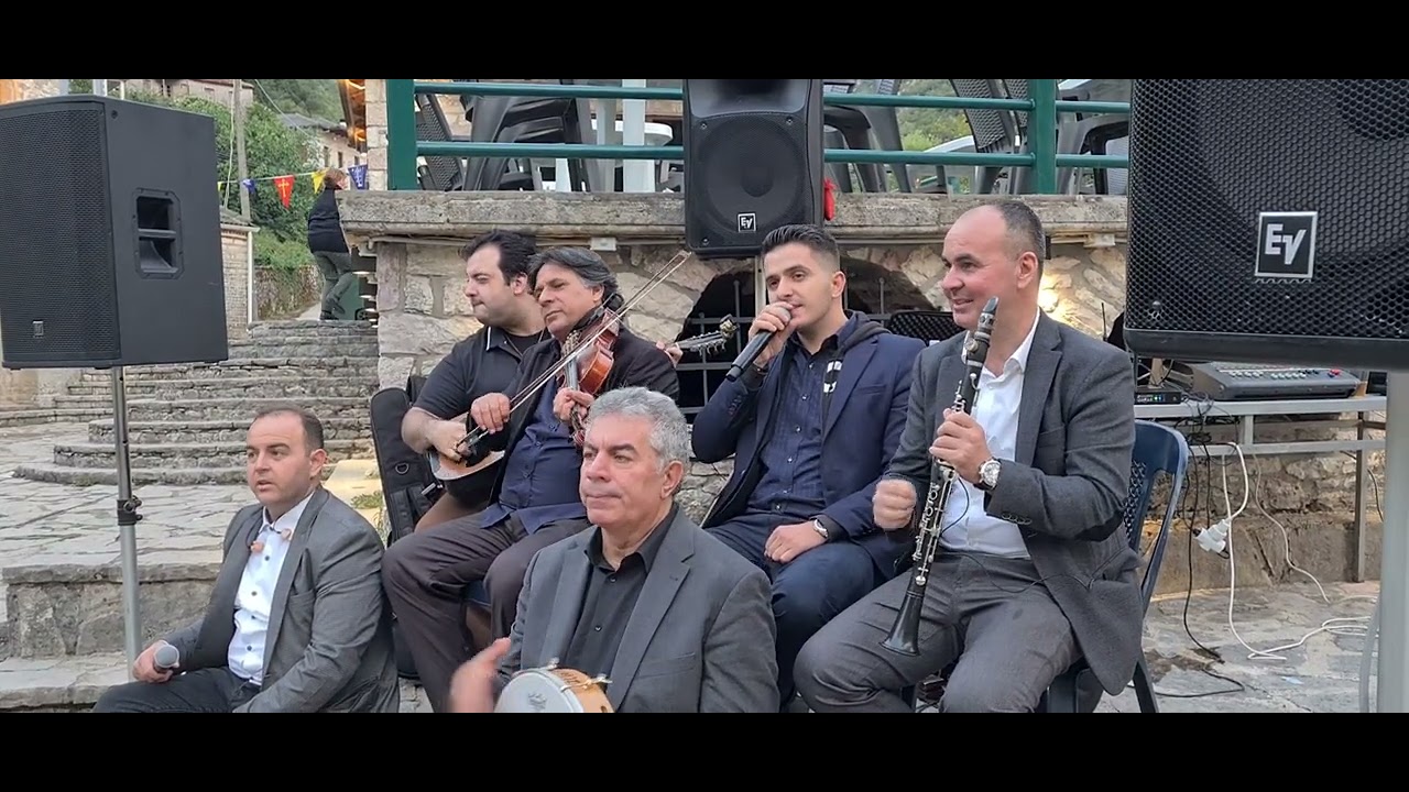 Στου βοριά το μπαλκονάκι Χρήστος Πότσης Τάσος Μαγκλάρας