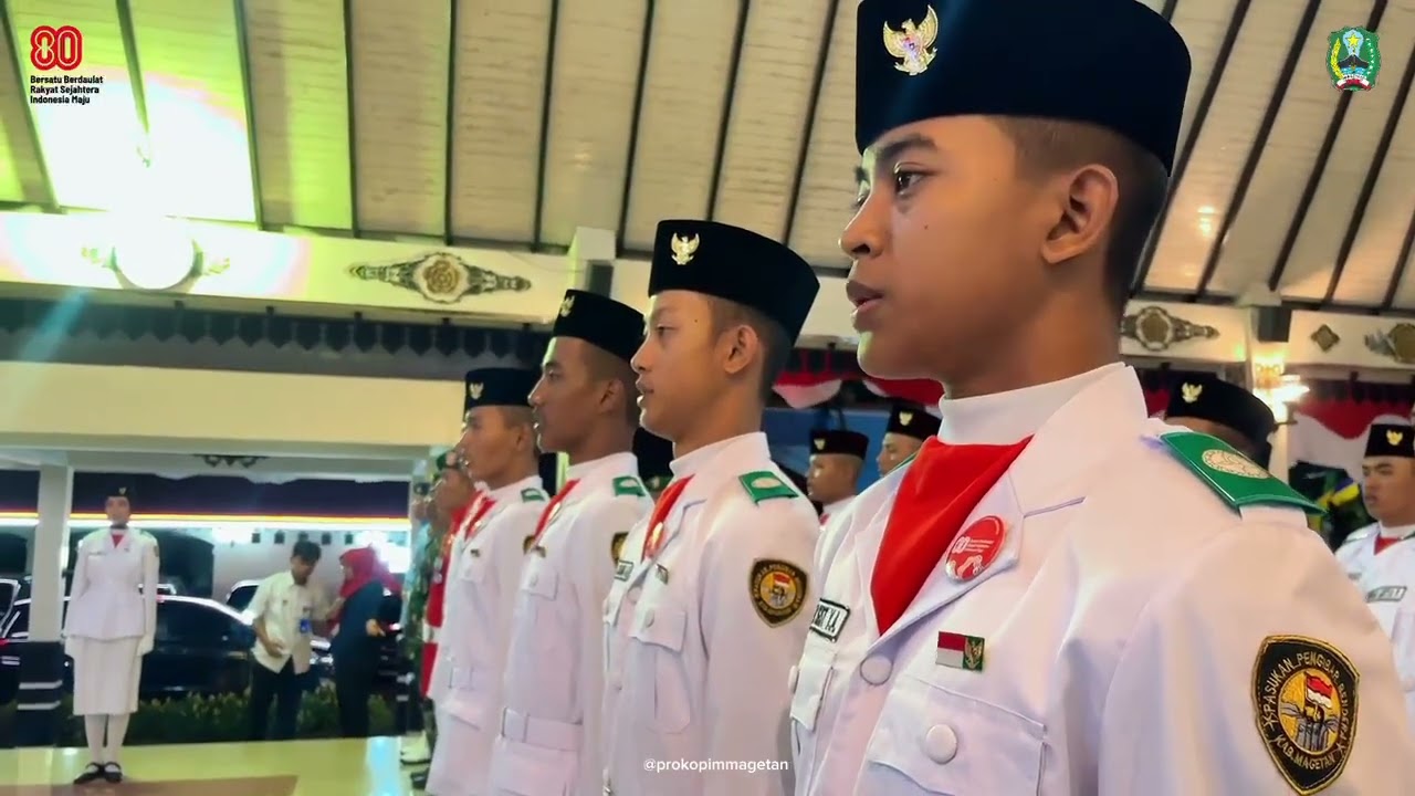 BUPATI MAGETAN KUKUHKAN PASKIBRAKA KABUPATEN MAGETAN 2025