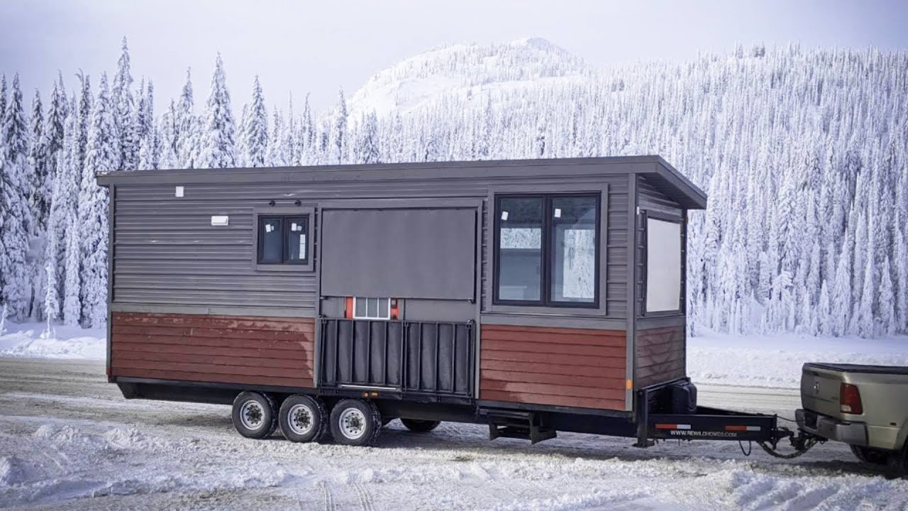 Why This Tiny House Is Bursting with Color and Clever Surprises – Come Explore It!