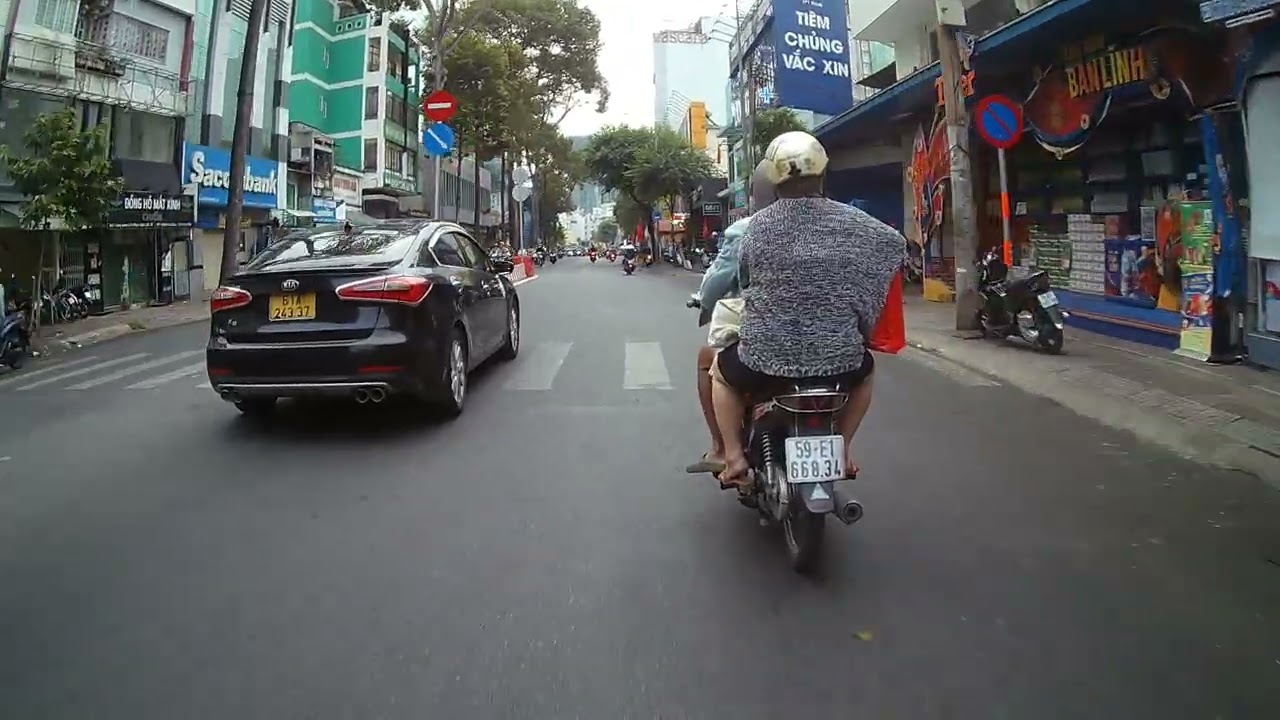 Vô chợ hồ thị kỷ nữa bà con ơi