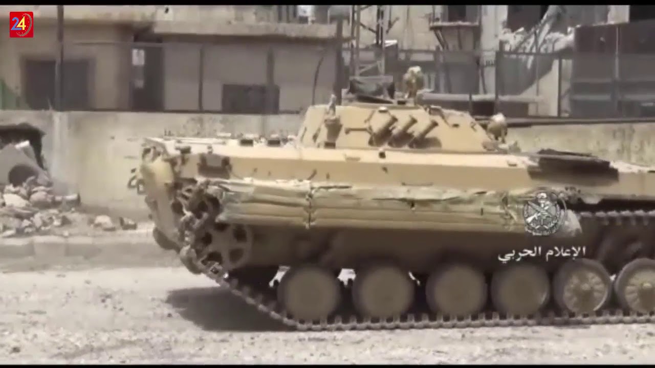 May 10, 2018    Missile, Syrian artillery burying IS in Yarmouk fire pan