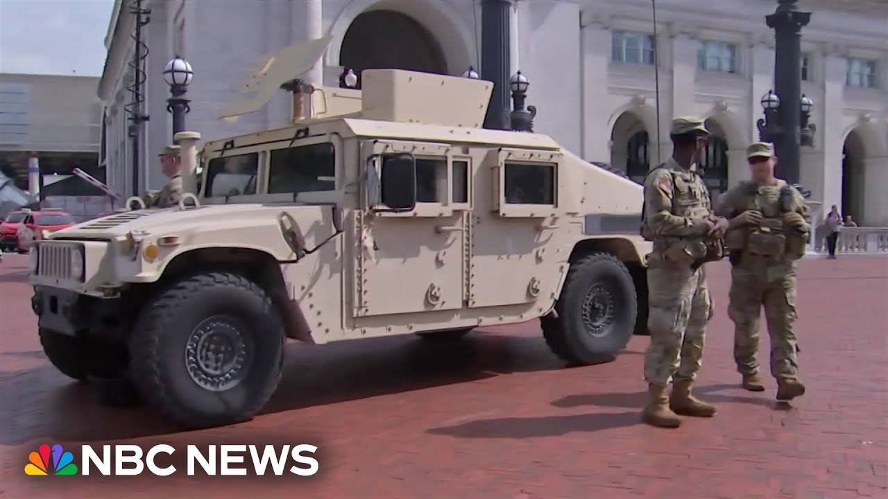 More federal agents and National Guard troops patrolling DC