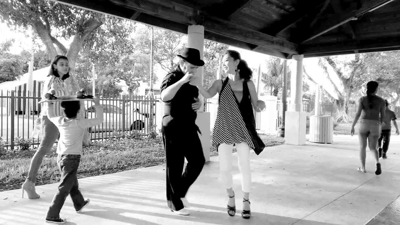 Baile de Casino -No. 83- 