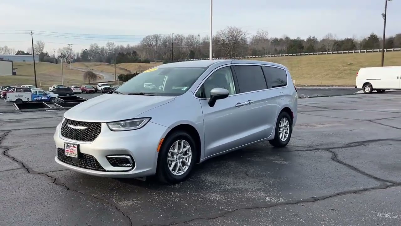2023 Chrysler Pacifica Touring L Sparta, Knoxville, Cookeville, Nashville, Chattanooga