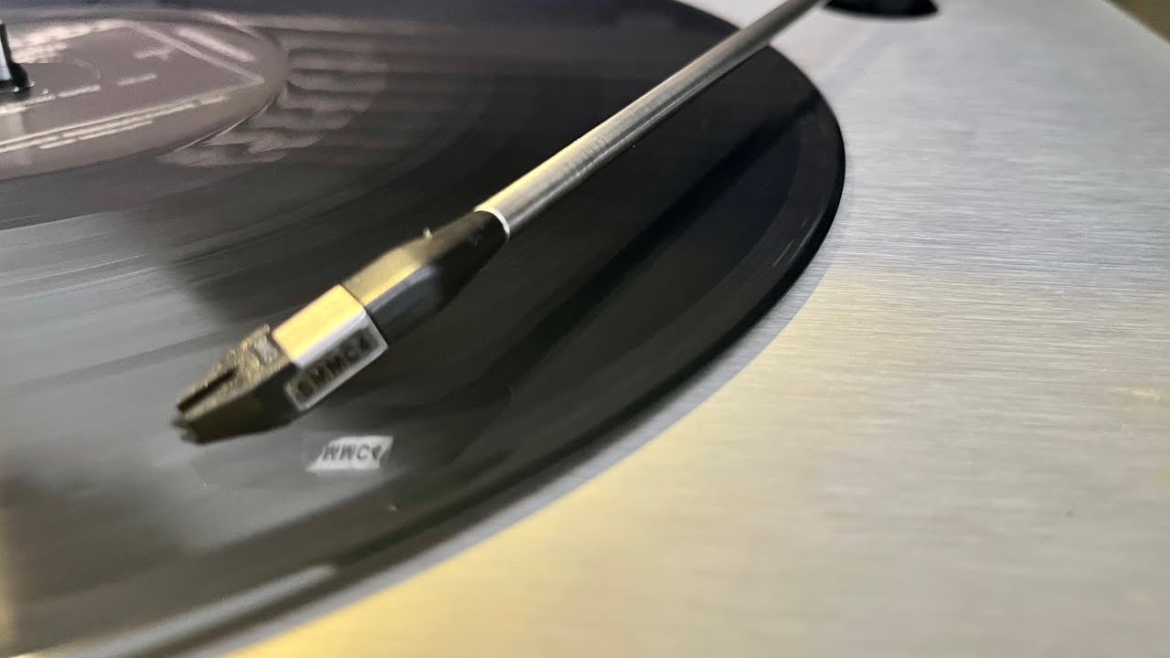 Проигрыватель Bang & Olufsen RX-2 (находка в комиссионном магазине)