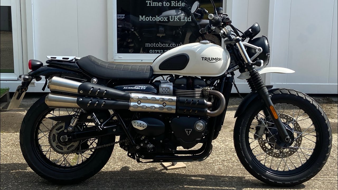 Triumph Street Scrambler 900, 2019, walk around and start up