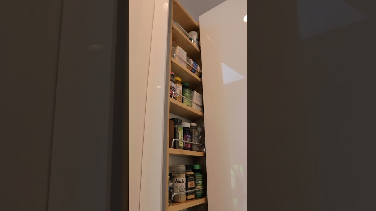 White Kitchen Cabinet Idea | Fabuwood Frost Line | White Color Cabinets