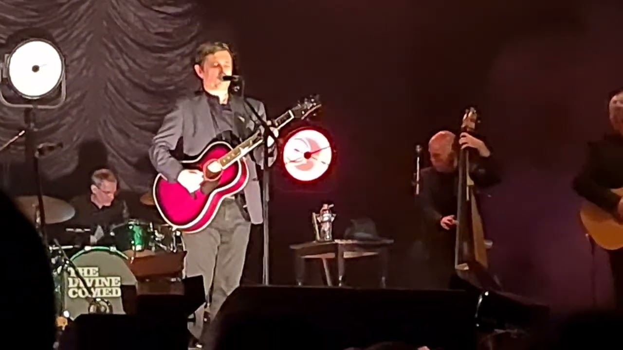 Divine Comedy - A Lady of A Certain Age  (Wolverhampton- 17/10/25)
