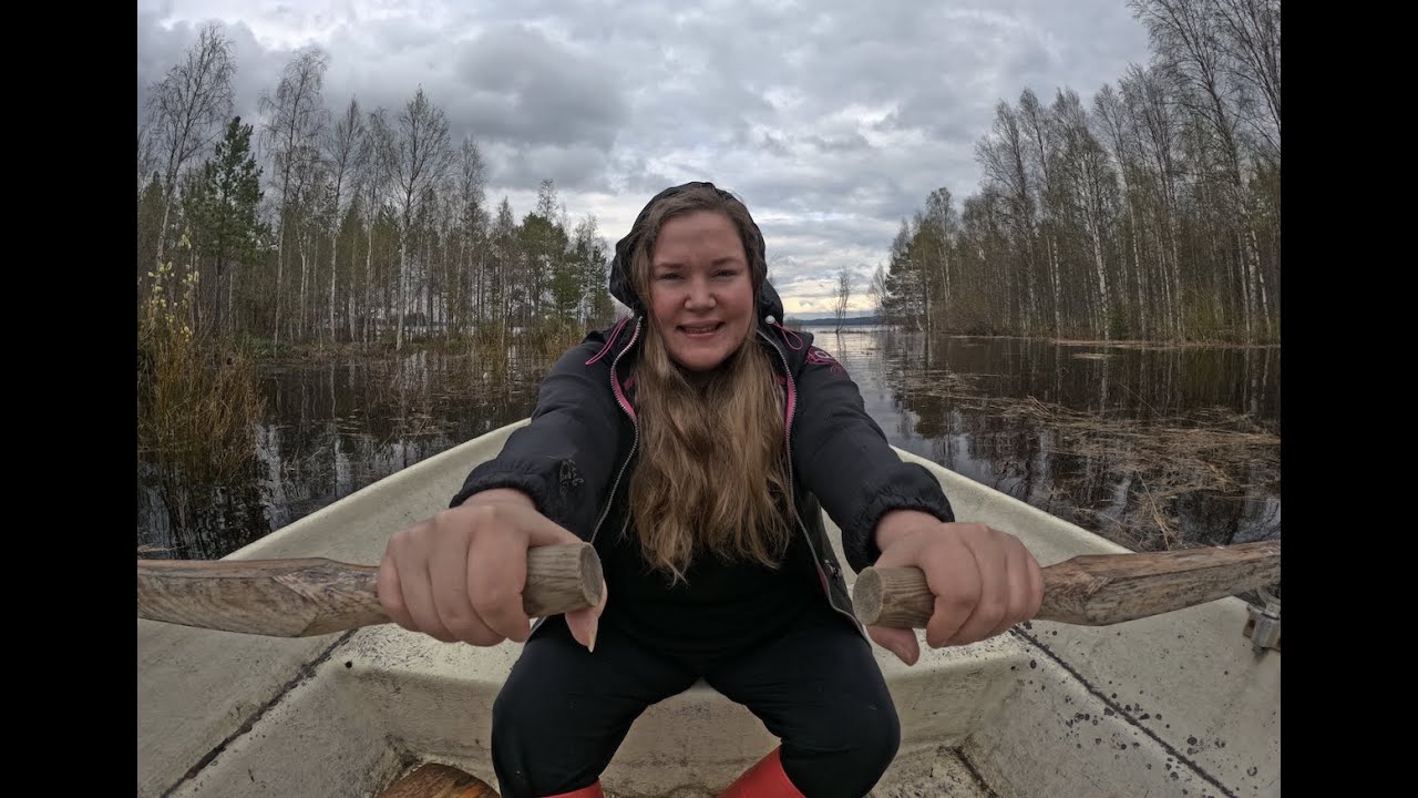 PALJON KALAA VERKOISTA! - KUTUAJAN KALASTUS KEVÄÄLLÄ KAINUUSSA - KEVÄTTÖITÄ MAASEUDULLA (ENGL. SUBS)