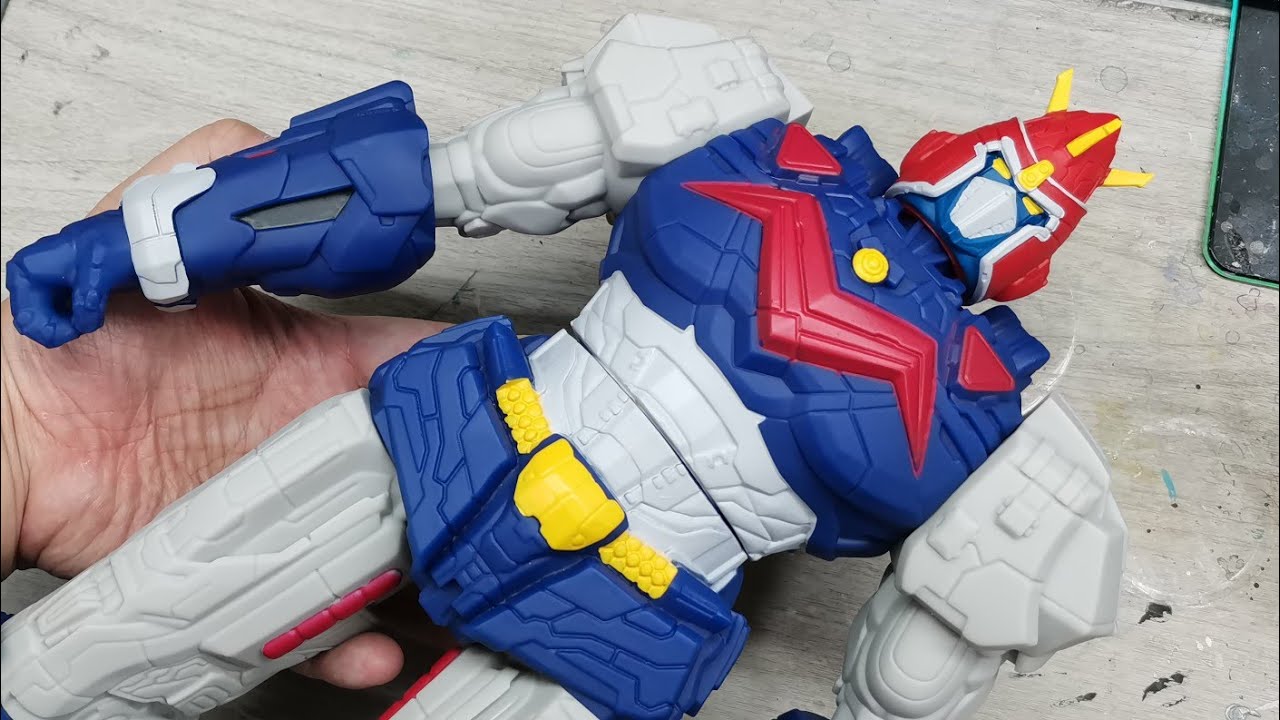 Voltes V Legacy 45 cm Unboxing and review.