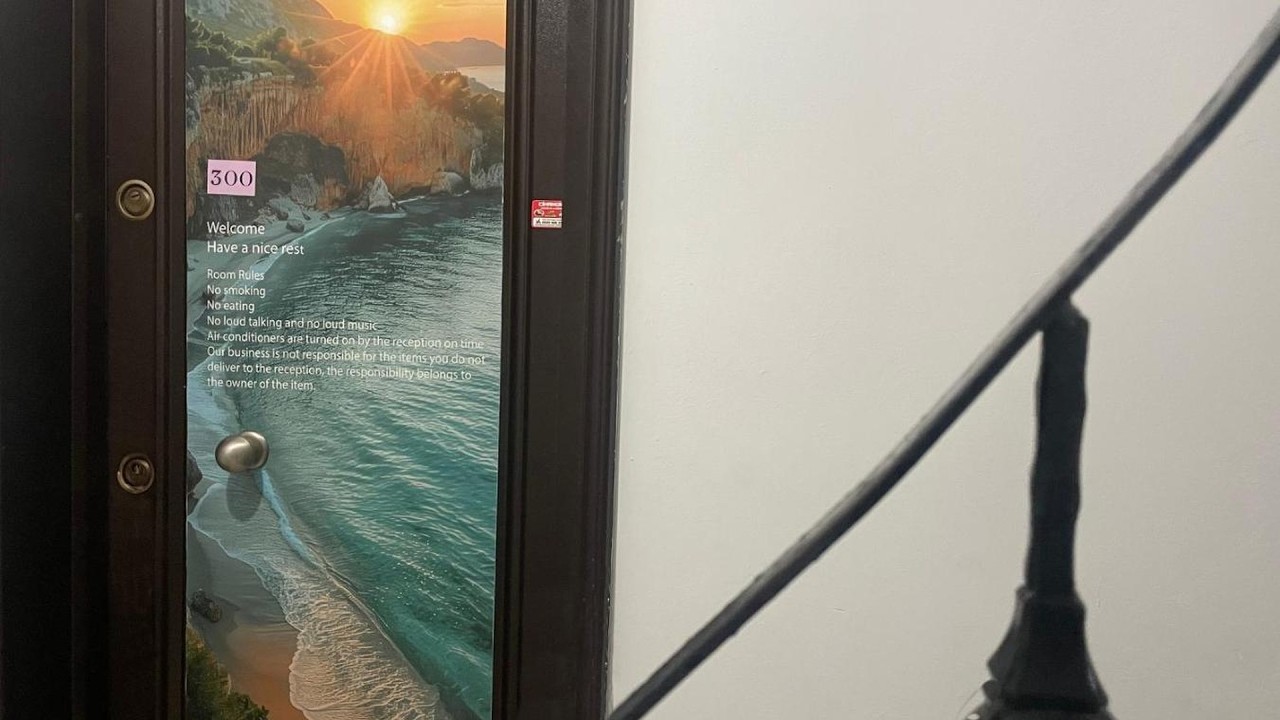 Taksim City Hostel | İstanbul, Turkey | Hotel Review 🏩