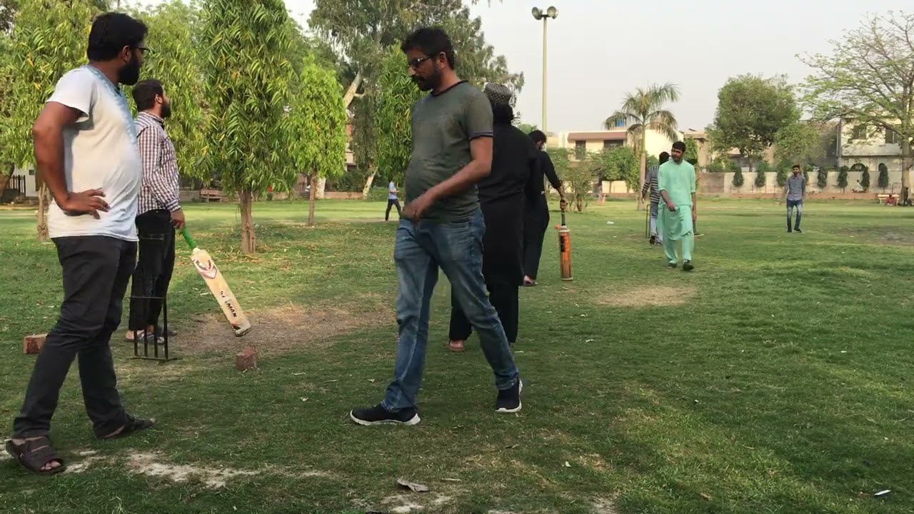 2022-03-30 | Office Cricket Match 02