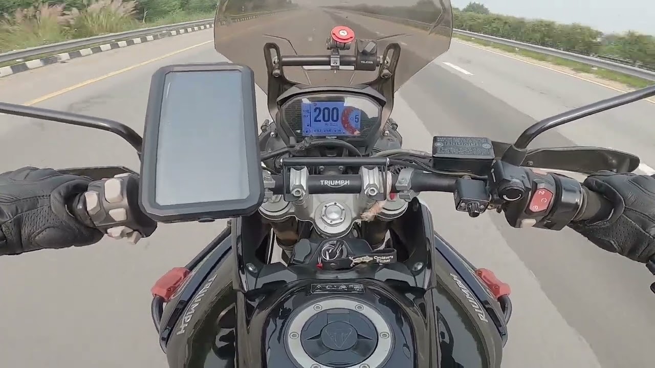 Triumph Tiger 800 XCX Top Speed (Purvanchal Expressway)